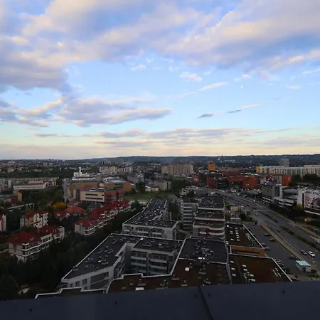 17 Pietro #capitaltower 177b Fv